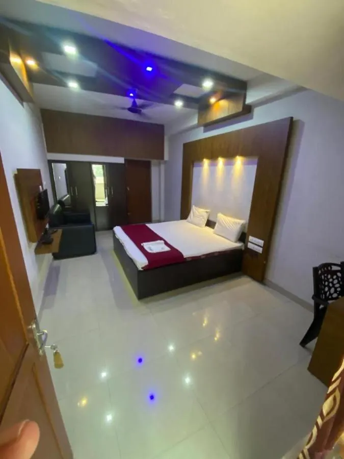 Redbell Suites Calicut Calecute